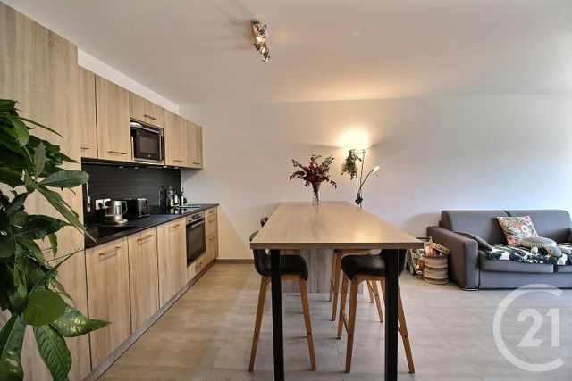 Appartement T3 à vendre - 3 pièces - 65.87 m2 - BIOT - 06 - PROVENCE-ALPES-COTE-D-AZUR - Century 21 Visa Immobilier